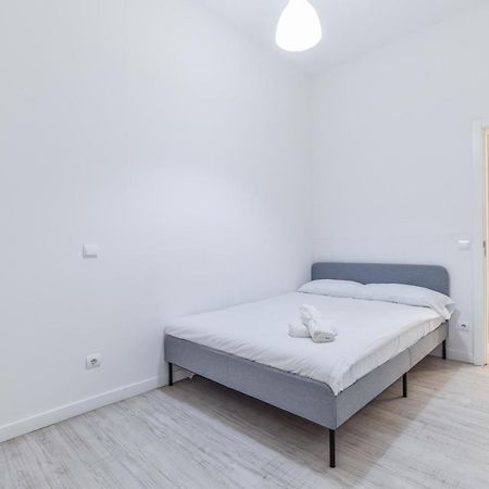 마드리드 Amplio Apartamento En Malasana Para 6 Personas 아파트 외부 사진