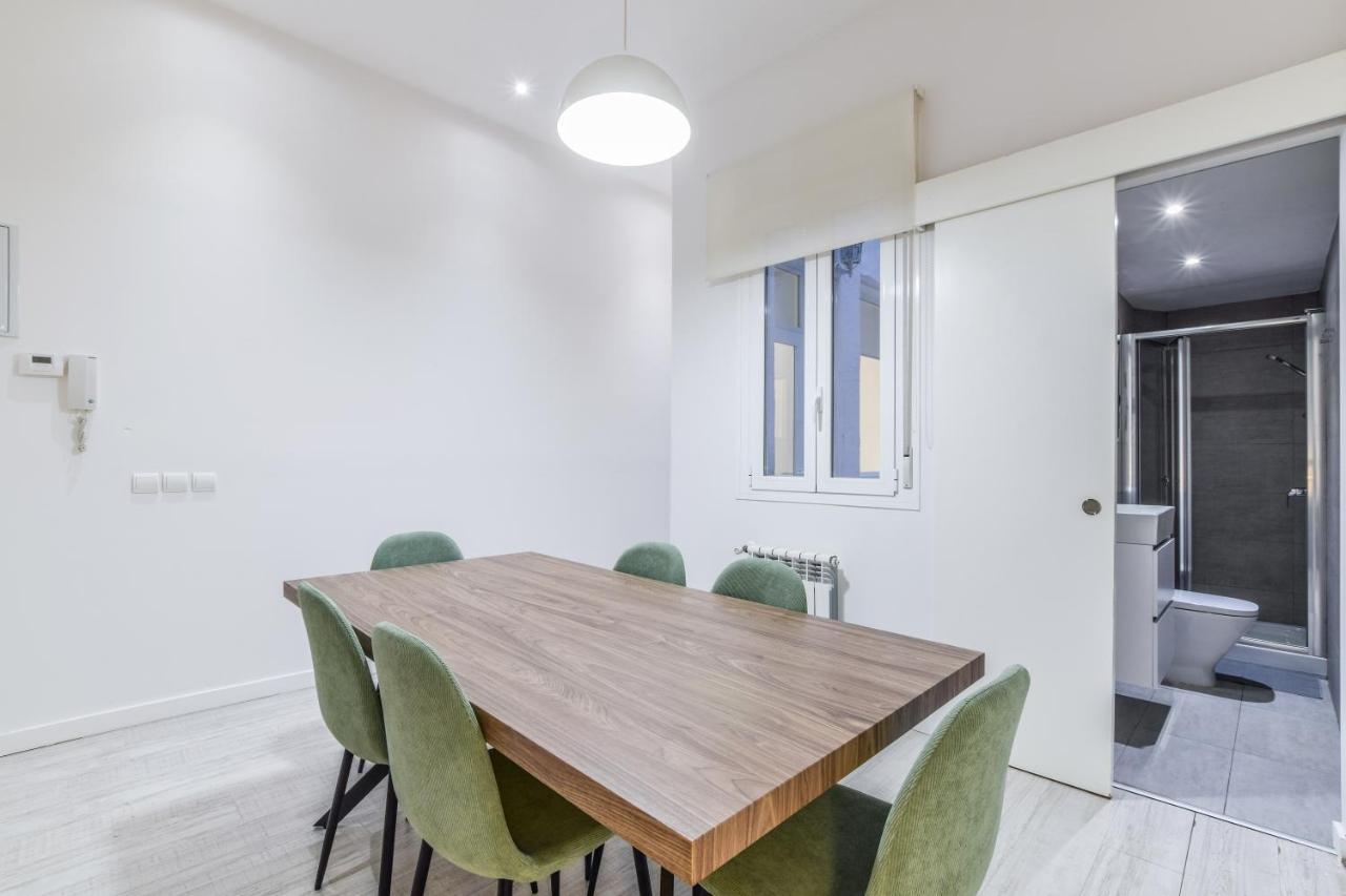 마드리드 Amplio Apartamento En Malasana Para 6 Personas 아파트 외부 사진