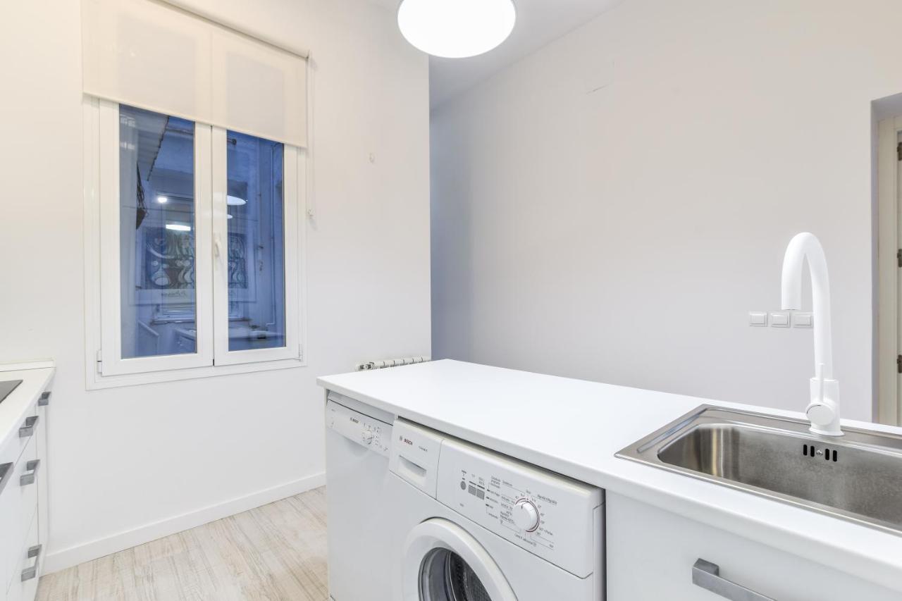 마드리드 Amplio Apartamento En Malasana Para 6 Personas 아파트 외부 사진